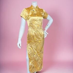VINTAGE 70s Gold Satin Cheongsam Dress Size 2 Eastern Asian Inspired Embroidered